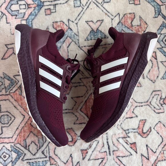 Adidas Ultraboost 1.0 NCAA Pack - Texas A&M - size 10 - Picture 3 of 5